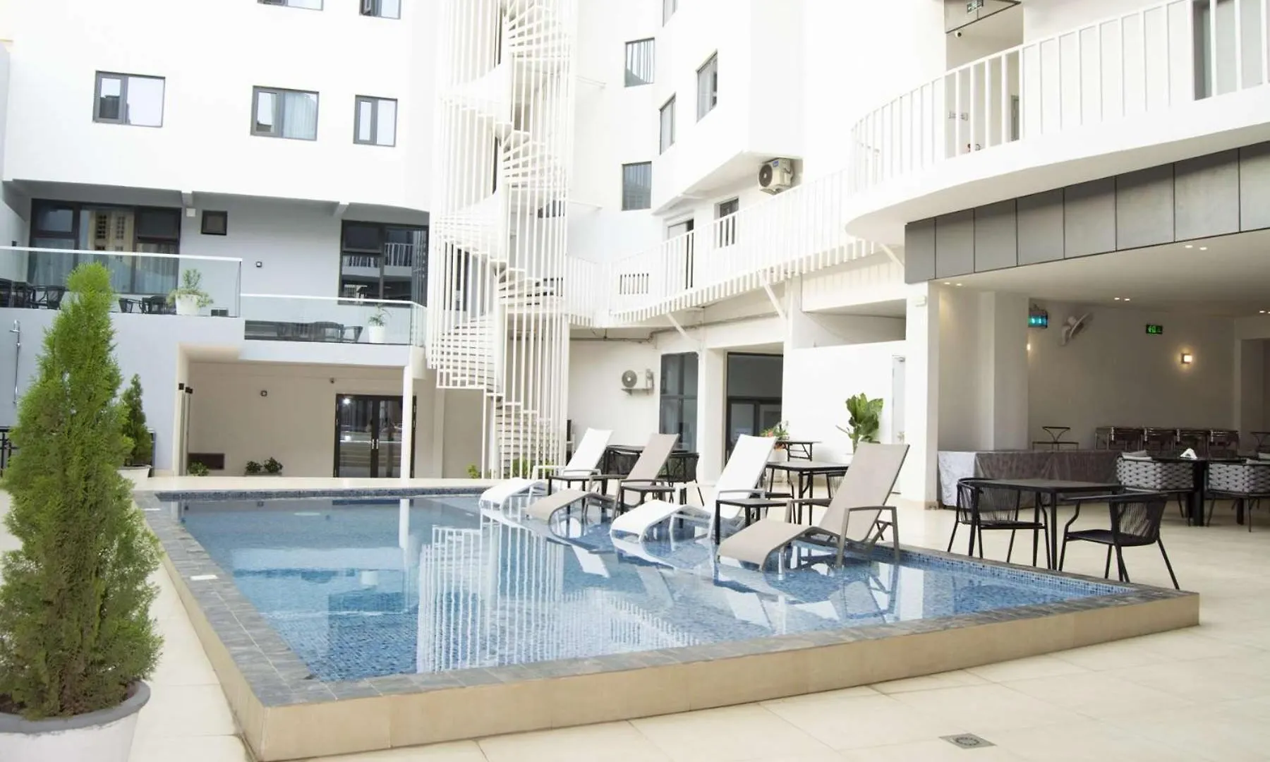 Axil Hotel Dakar